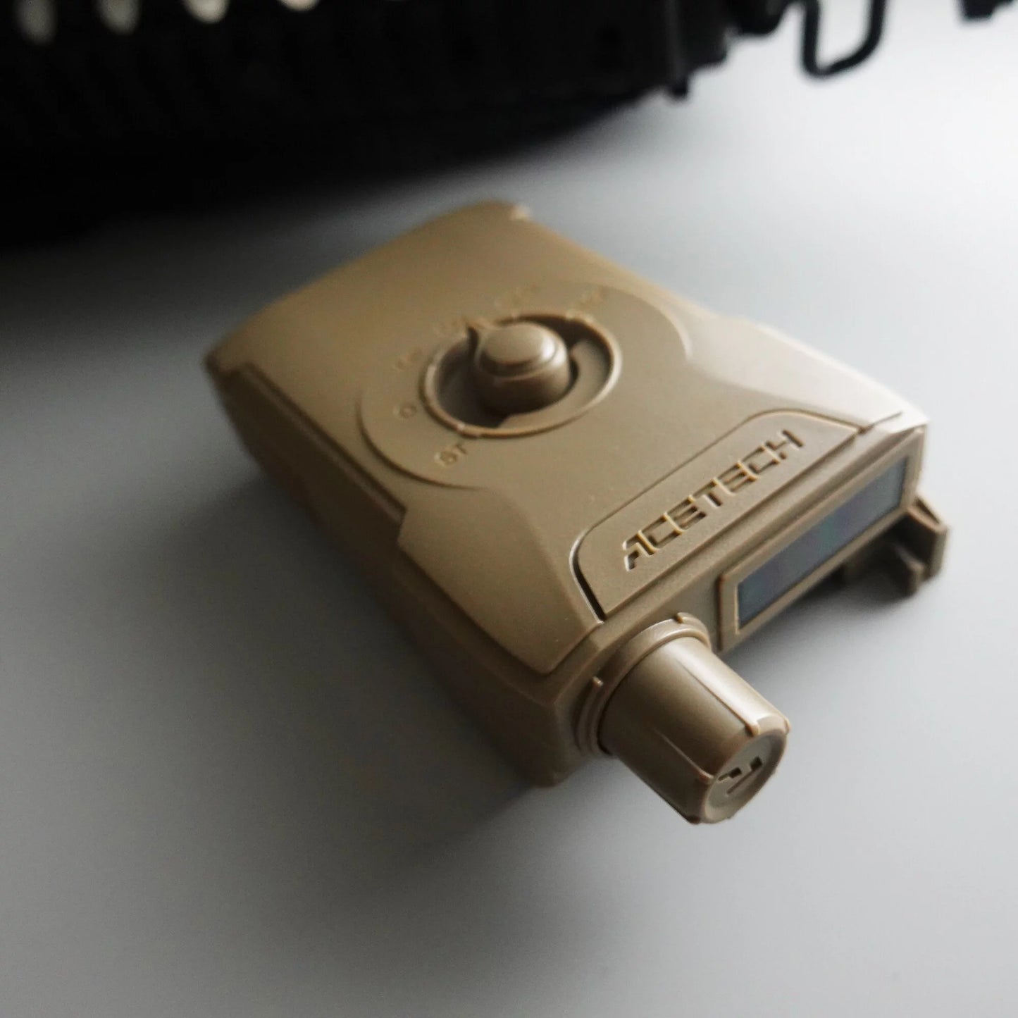 ACETECH i Tracer Tan