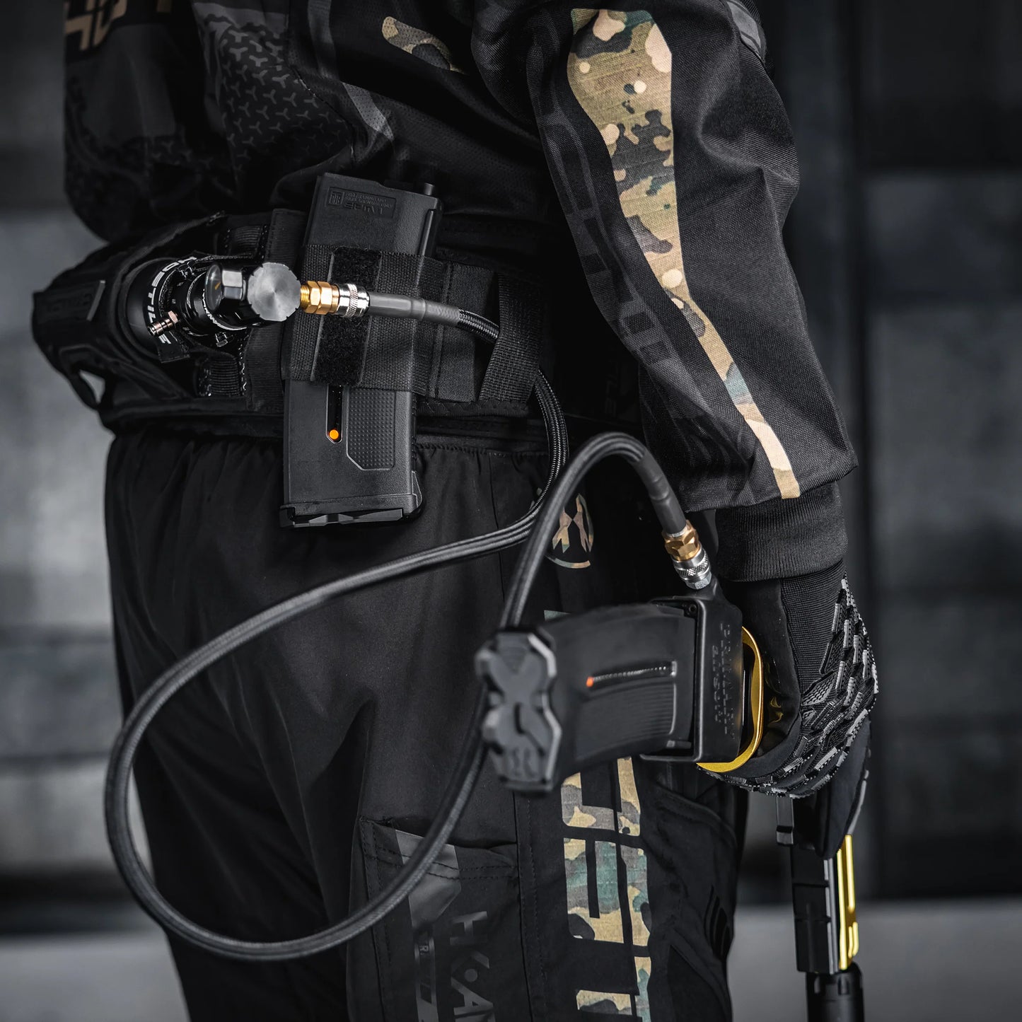 AK Army AIR-LINK TANK HOLSTER - BLACK