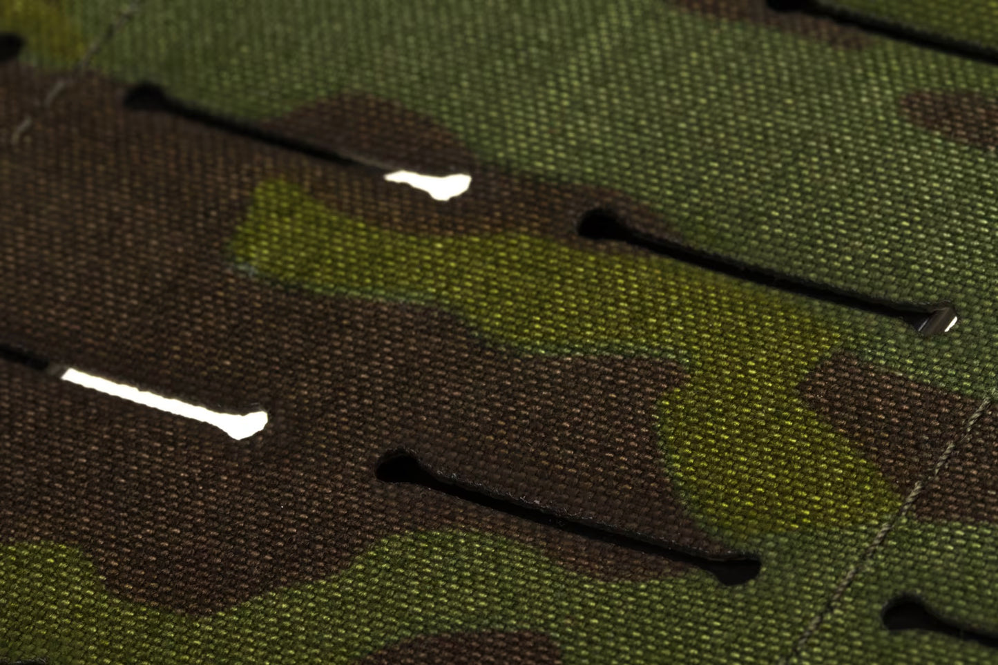 CPC Back Panel MULTICAM TROPIC