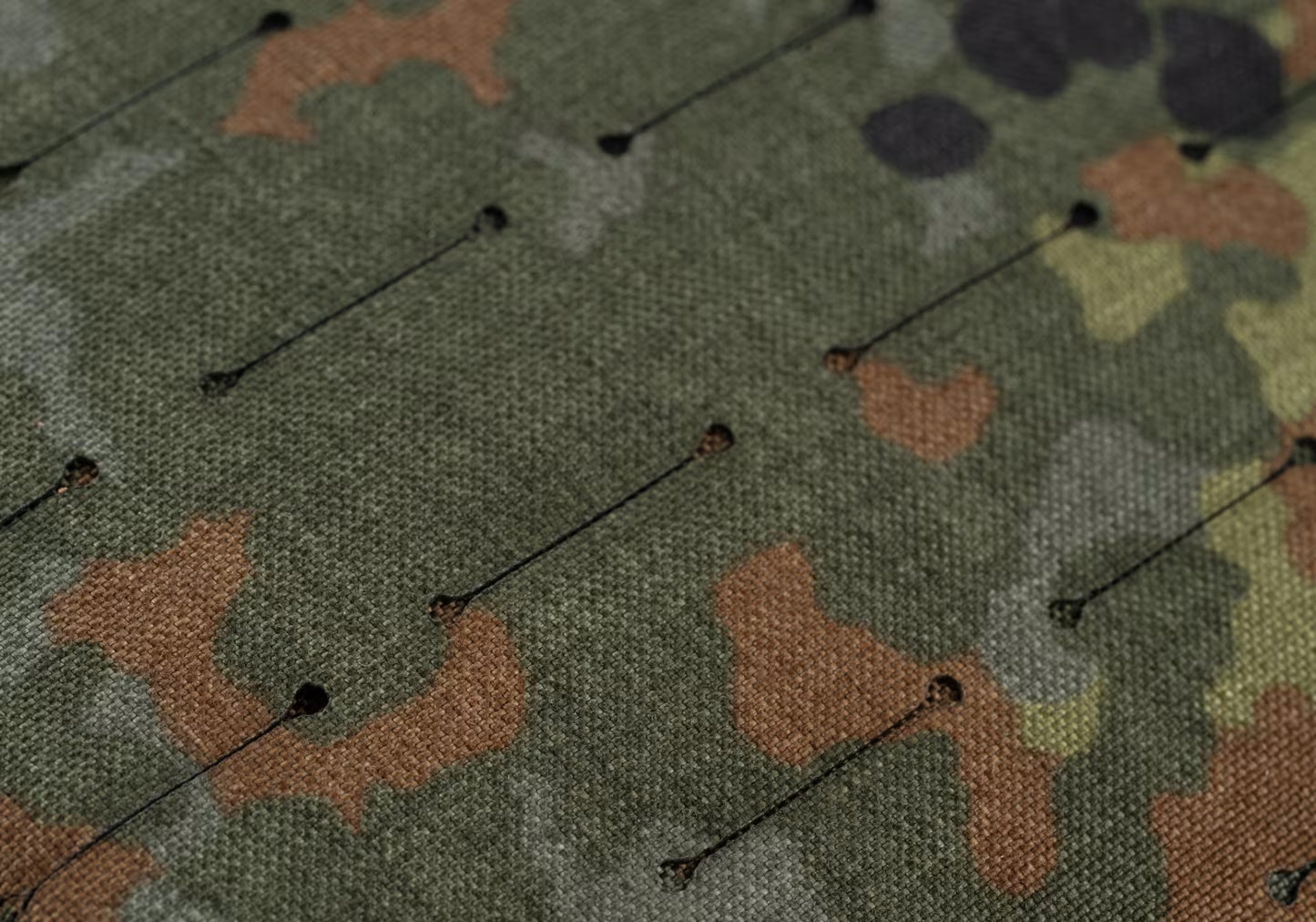 Flat Pack H1 Small GERMAN 5-FTD FLECKTARN