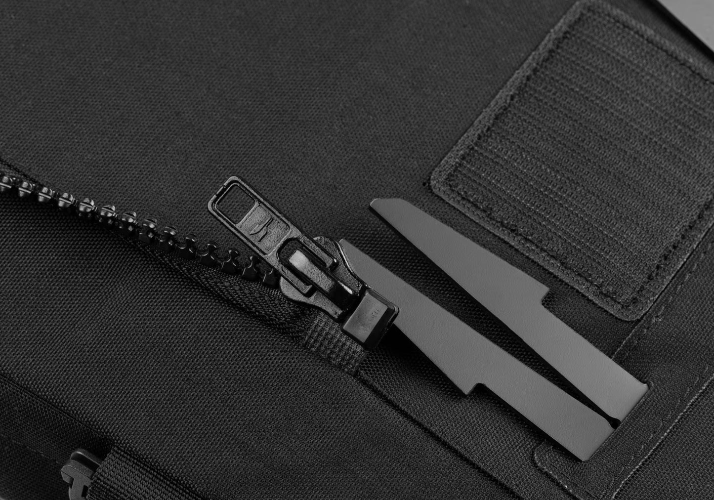 Flat Pack H1 Small SCHWARZ