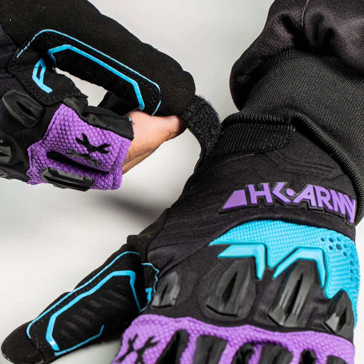 HARDLINE ARMORED GLOVE - AMP