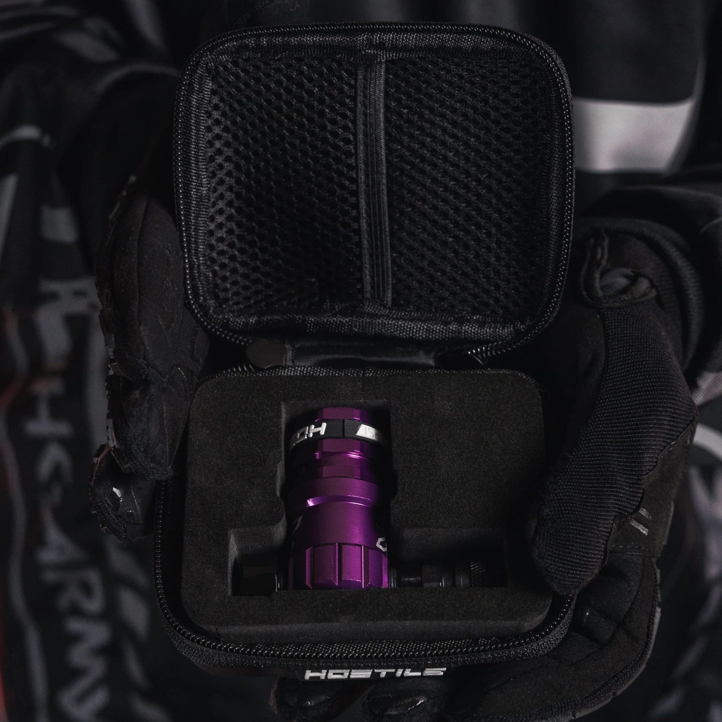 HOSTILE® XLP REGULATOR - SIDE PORT QUICK-DISCONNECT - PURPLE