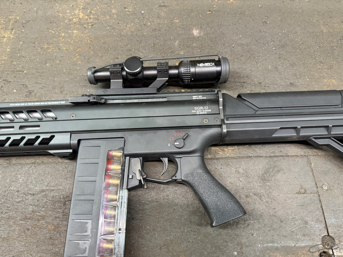 Tokyo Marui SGR-12 Electric Shotgun Vollmetall AEG 6mm BB schwarz 0,5 Joule (Gebraucht)