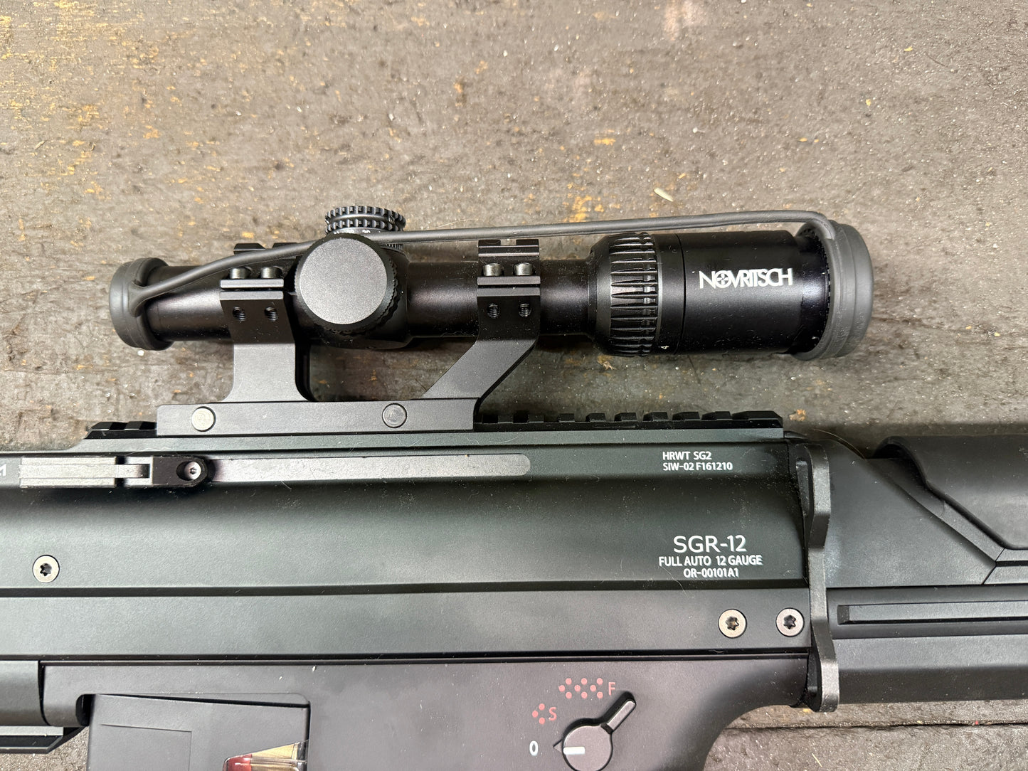 Tokyo Marui SGR-12 Electric Shotgun Vollmetall AEG 6mm BB schwarz 0,5 Joule (Gebraucht)
