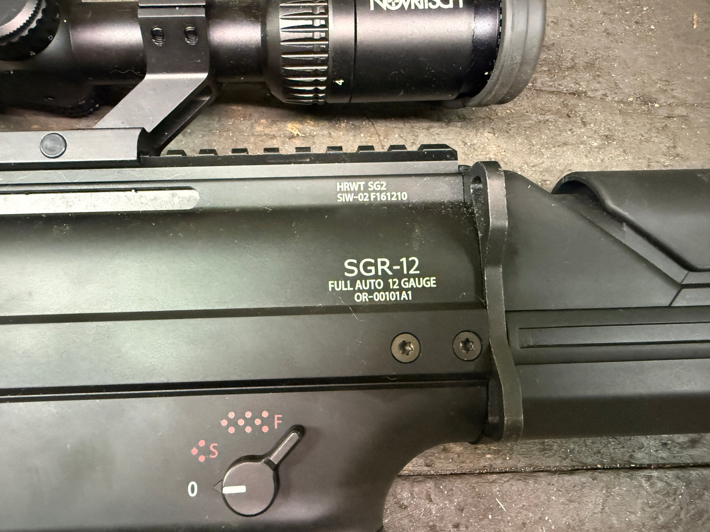 Tokyo Marui SGR-12 Electric Shotgun Vollmetall AEG 6mm BB schwarz 0,5 Joule (Gebraucht)
