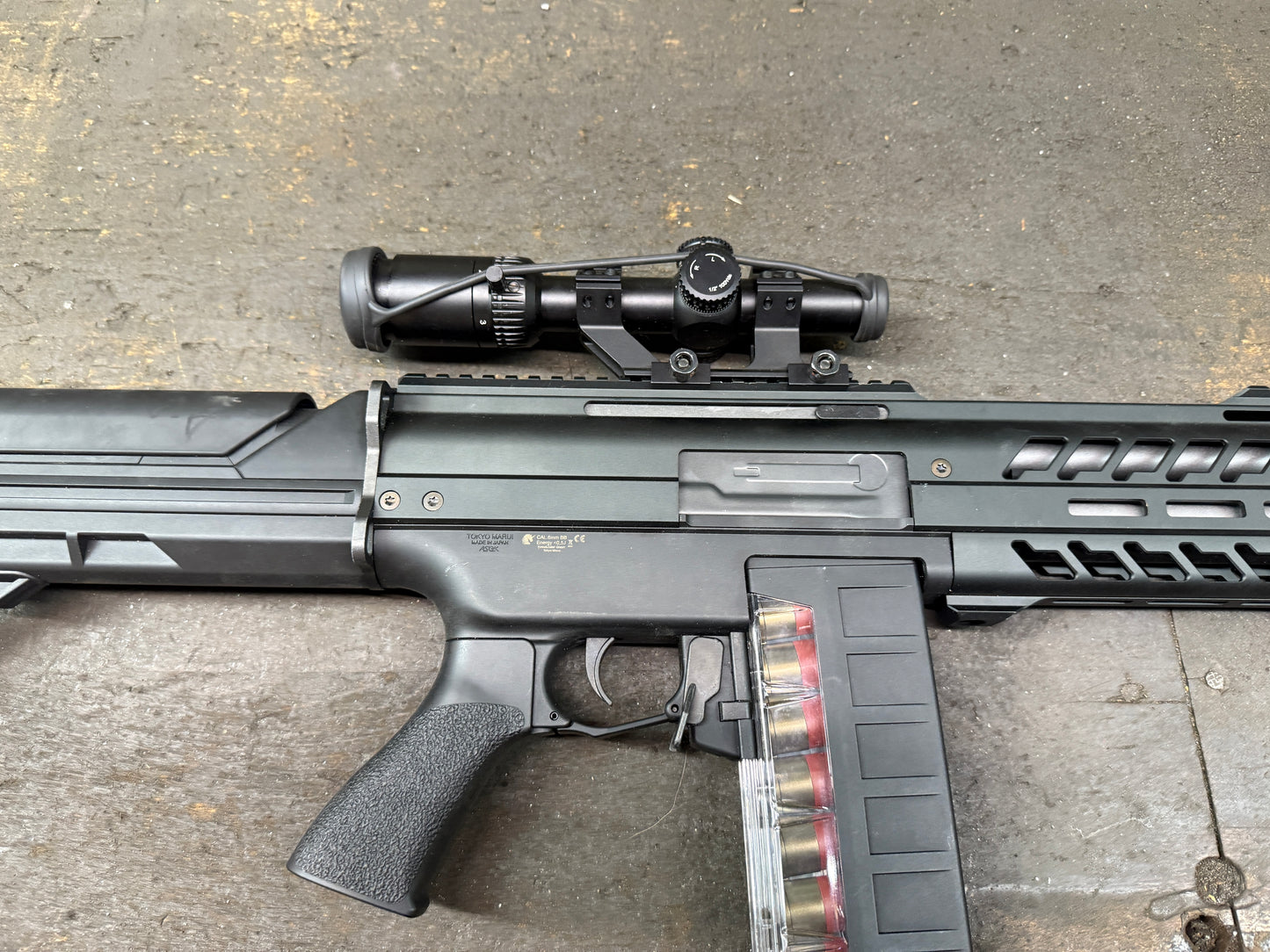 Tokyo Marui SGR-12 Electric Shotgun Vollmetall AEG 6mm BB schwarz 0,5 Joule (Gebraucht)