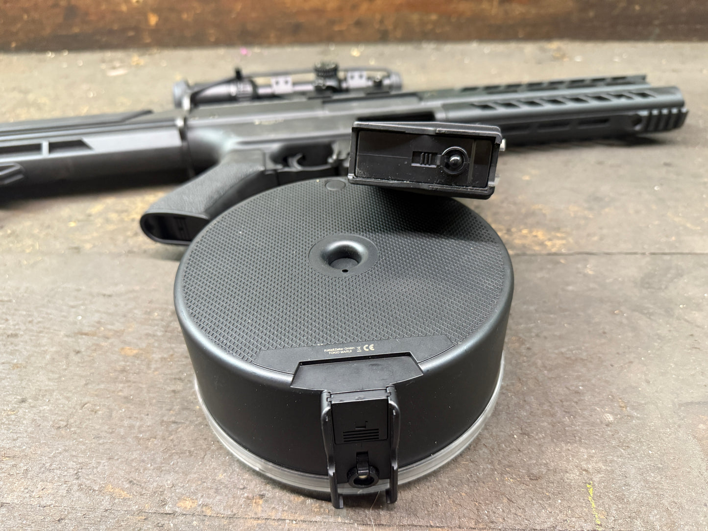 Tokyo Marui SGR-12 Electric Shotgun Vollmetall AEG 6mm BB schwarz 0,5 Joule (Gebraucht)