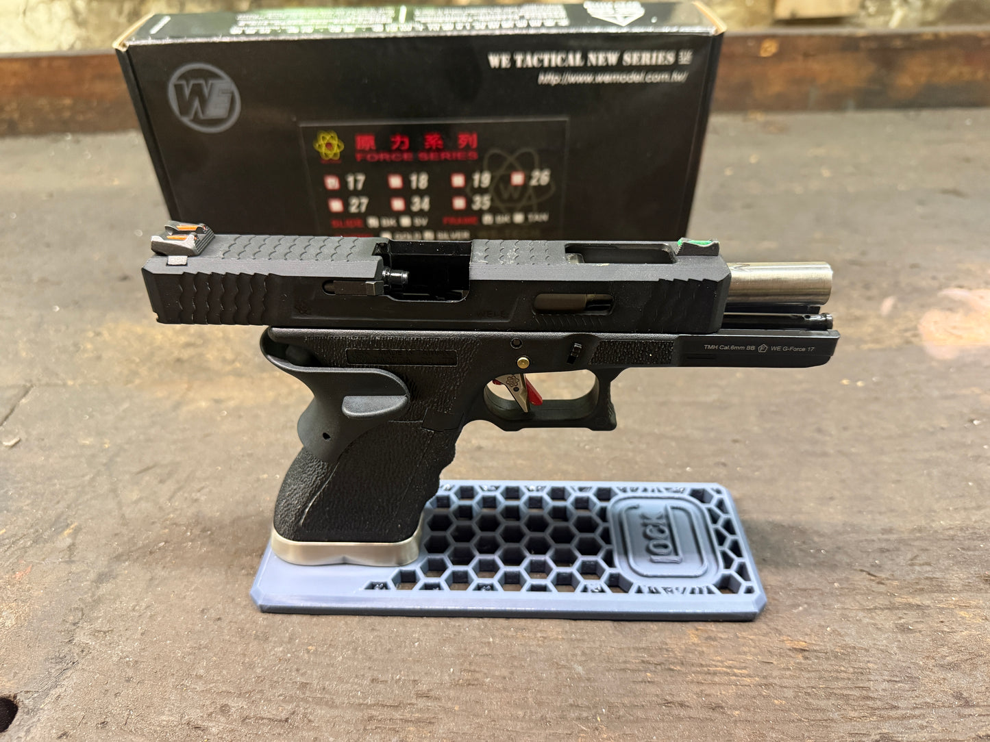 WE G-Force 17 BK Silver Barrel Metal Version GBB SCHWARZ (Gebraucht)