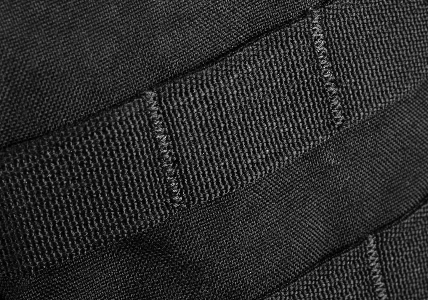 Large Helmet Cargo Pack 28L SCHWARZ
