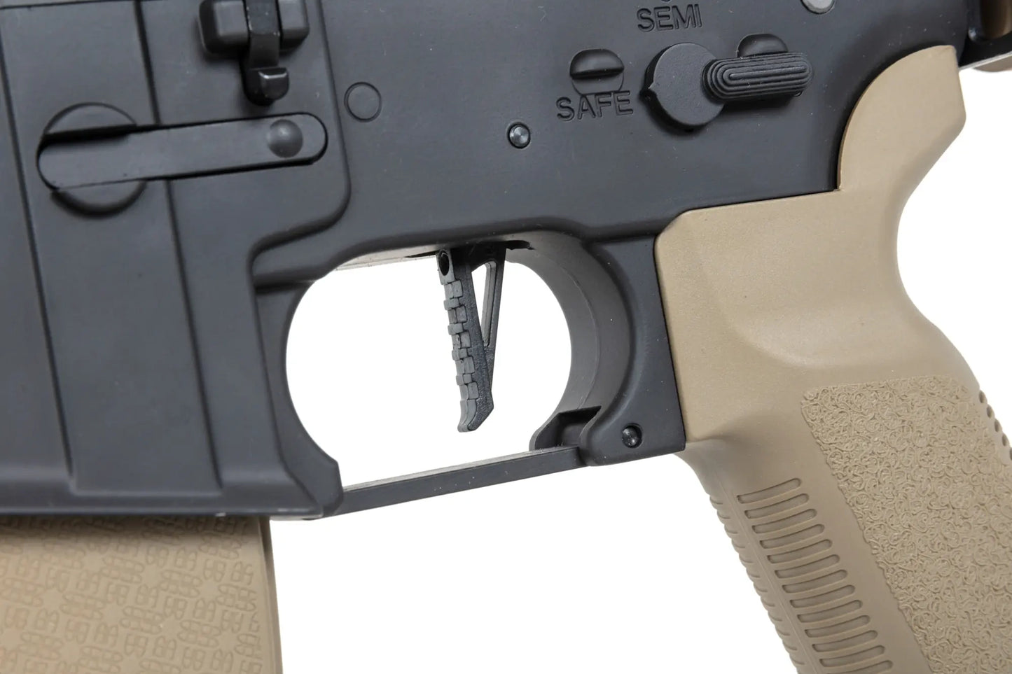 Specna Arms RRA SA-E03 EDGE™ HAL ETU™ Half-Tan airsoft Carbine 0,5 Joule
