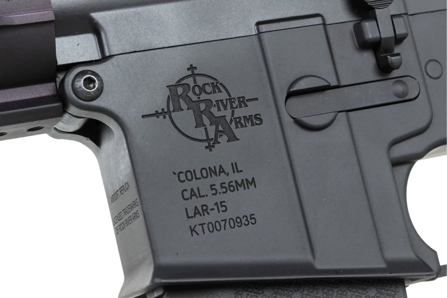 Specna Arms RRA SA-E05 EDGE™ HAL™ ETU Light Ops Stock airsoft Carbine 0,5 Joule