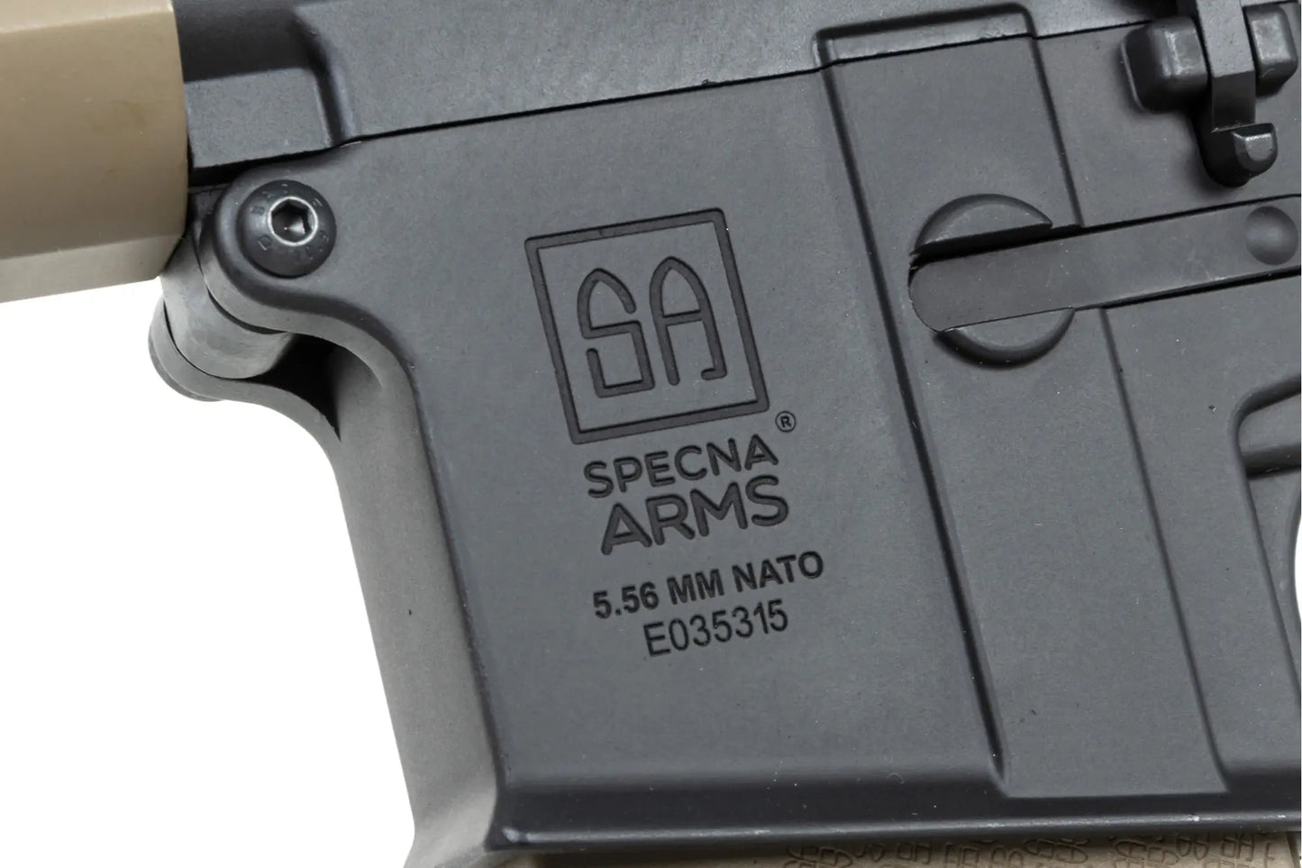 Specna Arms RRA SA-P12 PRIME™ HAL™ ETU Light Ops Stock airsoft Carbine High Torque Half-Tan Version 0,5 Joule