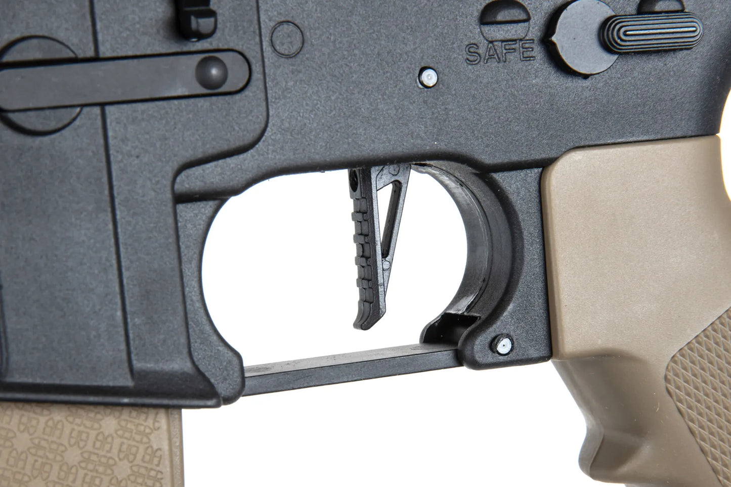 Specna Arms SA-C19 CORE™ Daniel Defense® HAL™ ETU Half-Tan airsoft Carbine 0,5 Joule