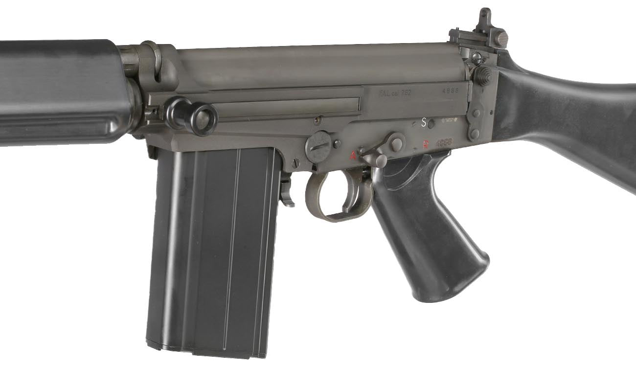 VFC FN Herstal FAL Type III CNC Vollmetall Gas-Blow-Back 6mm BB schwarz inkl. Holzkiste - Deluxe Version