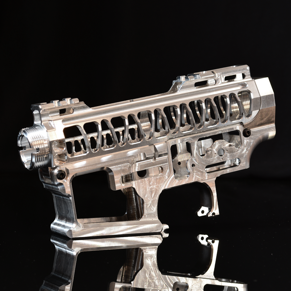 Mancraft CNC M4 Superlight Speedsoft body ver.2 Silber