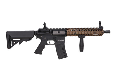 Specna Arms Colt x Daniel Defense MK18 SA-P19 PRIME™ BLDC™ Aster II ETU 10.5'' Sturmgewehr – Chaos Bronze (unter 0,5 Joule)