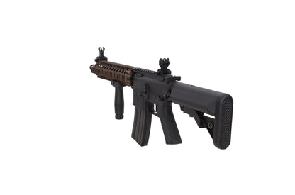 Specna Arms Colt x Daniel Defense MK18 SA-P19 PRIME™ BLDC™ Aster II ETU 10.5'' Sturmgewehr – Chaos Bronze (unter 0,5 Joule)