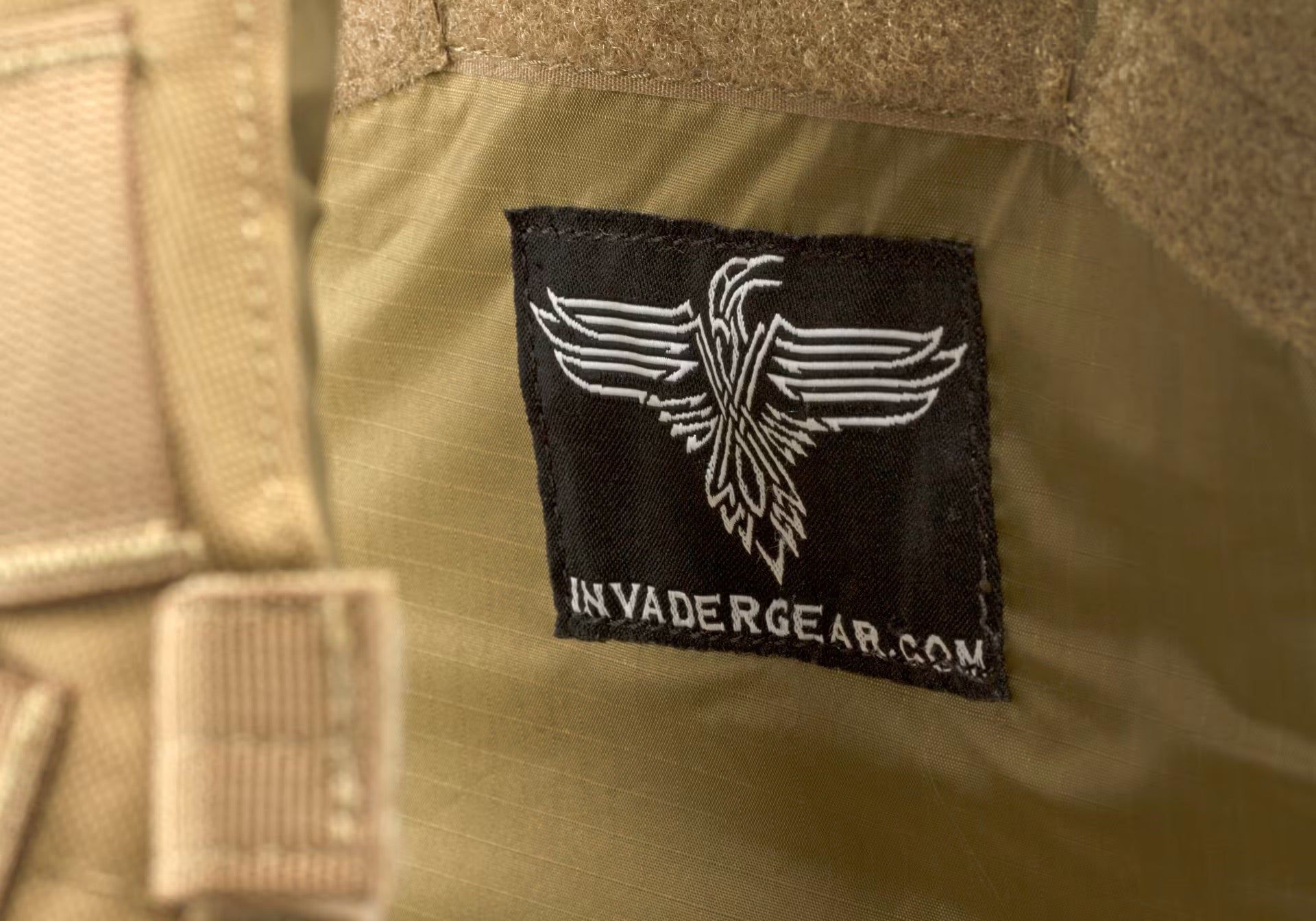 6094A-RS Plate Carrier COYOTE