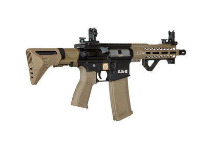 Specna Arms RRA &amp; SI SA-E17 EDGE™ PDW HAL 2™ Karabiner – Half-Tan (unter 0,5 Joule)