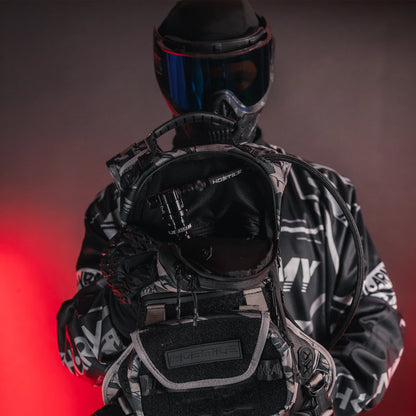 HOSTILE® XLP REGULATOR - SIDE PORT QUICK-DISCONNECT - BLACK