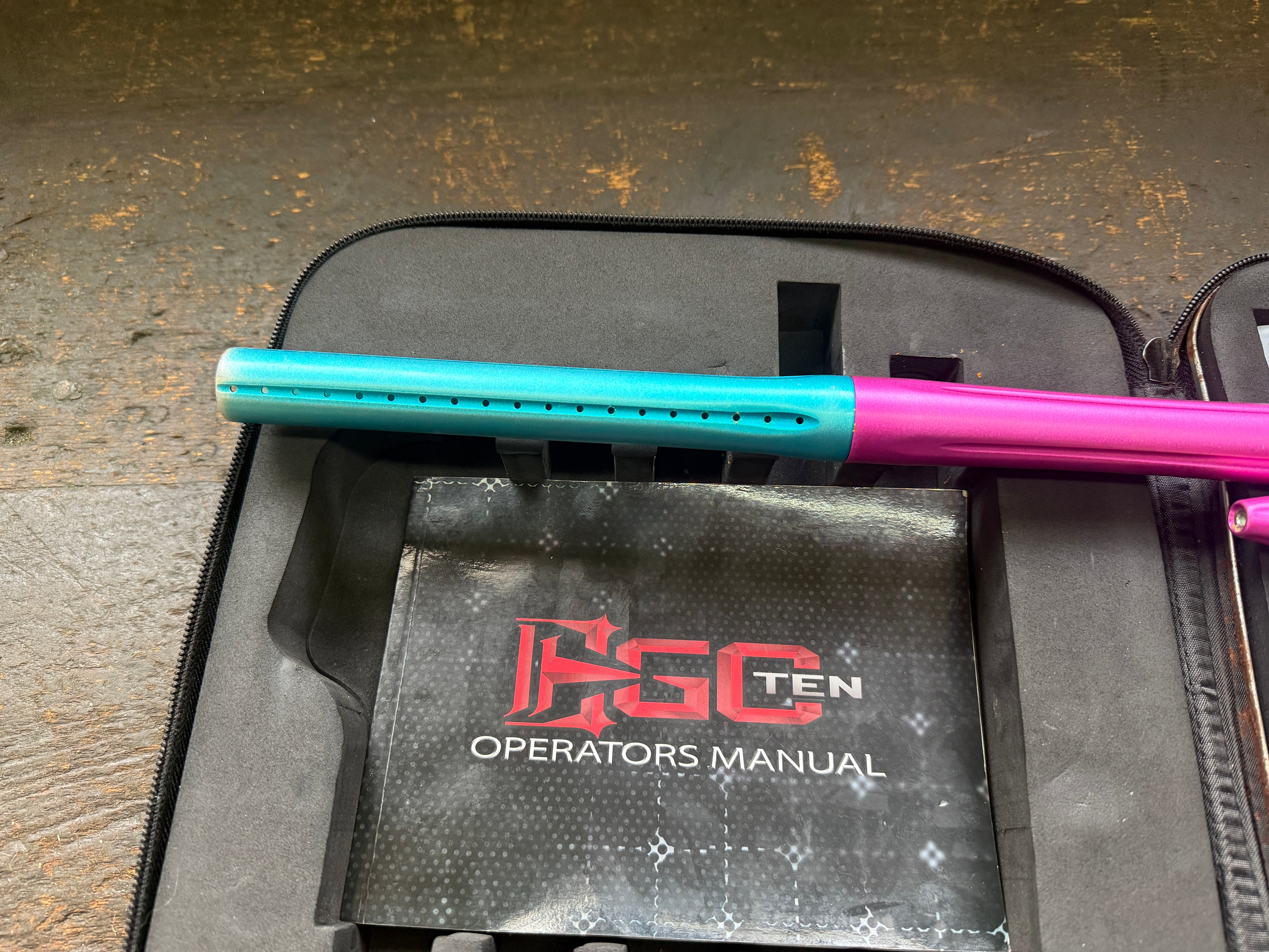 Planet Eclipse Ego 10 - Seltene 'Bubblegum' Edition (Gebraucht)