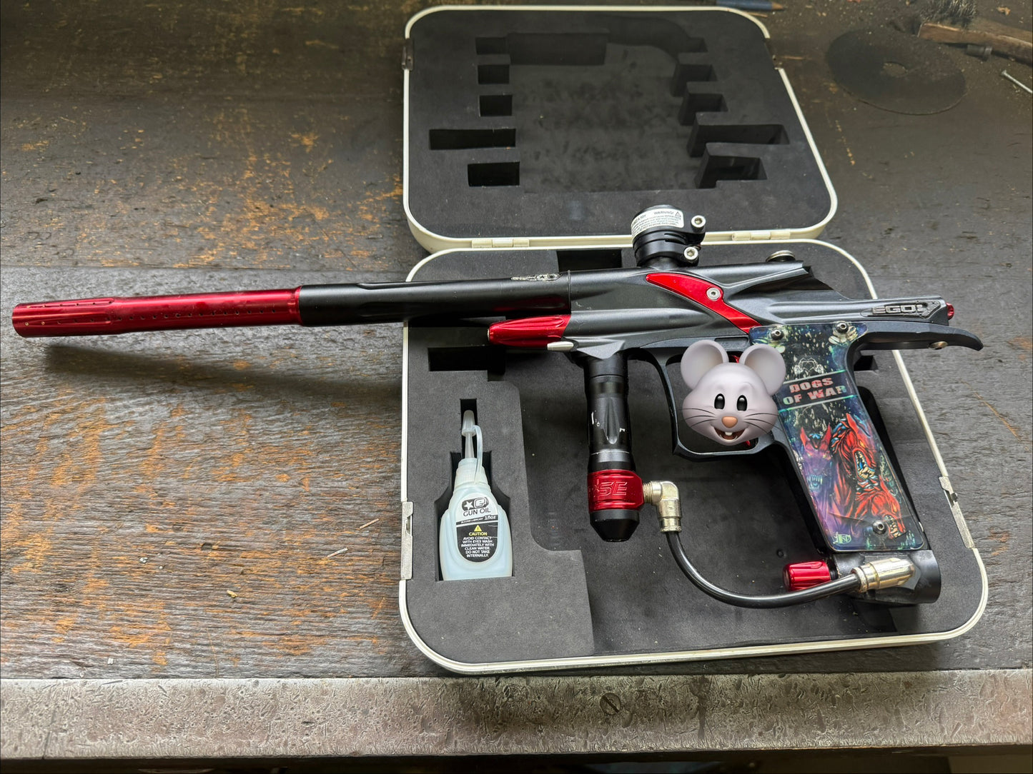 Planet Eclipse Ego 8 - Schwarz / Rot mit Custom SPD 'Dogs of War' Grips (Gebraucht, Ungetestet)