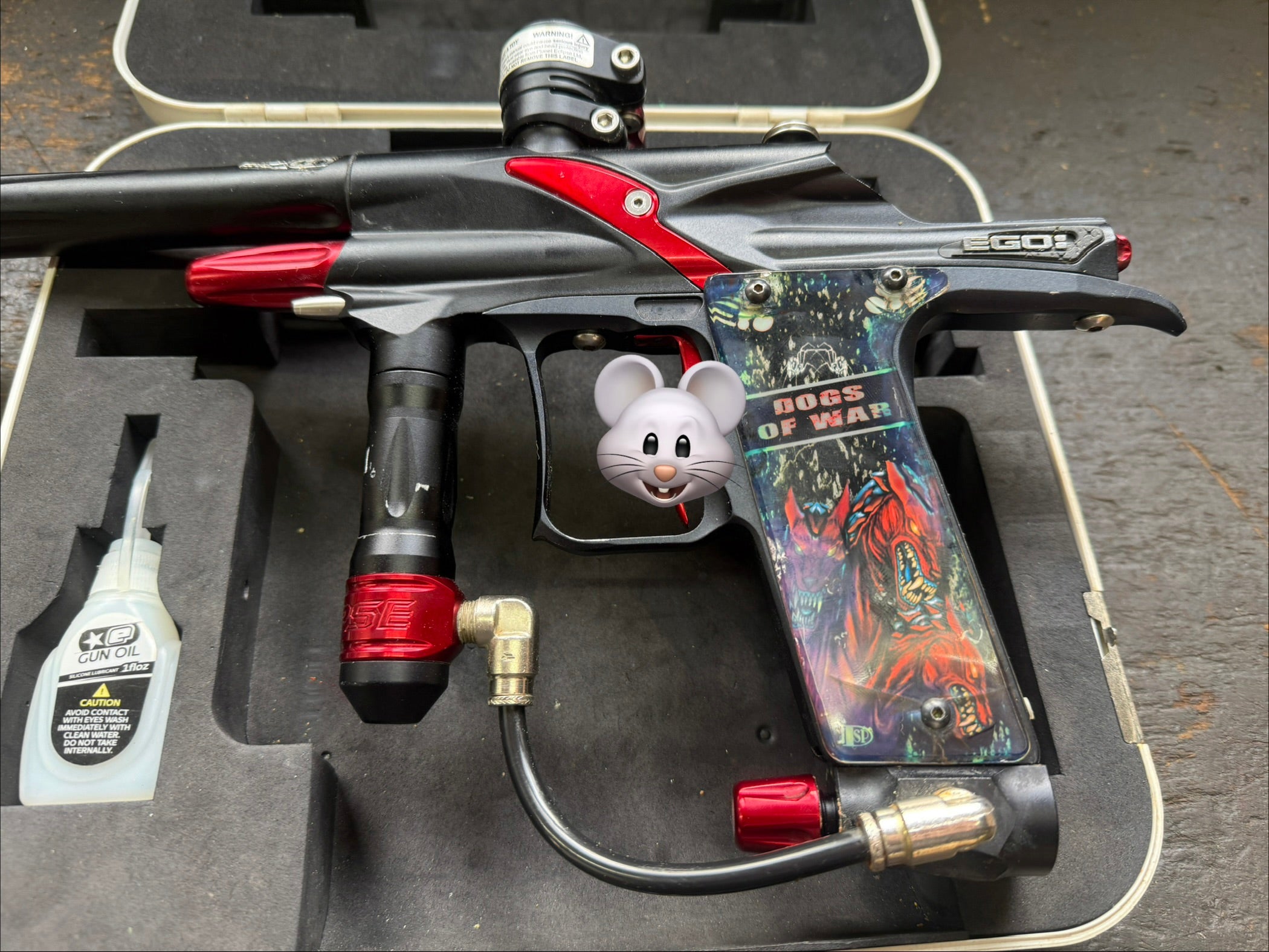 Planet Eclipse Ego 8 - Schwarz / Rot mit Custom SPD 'Dogs of War' Grips (Gebraucht, Ungetestet)