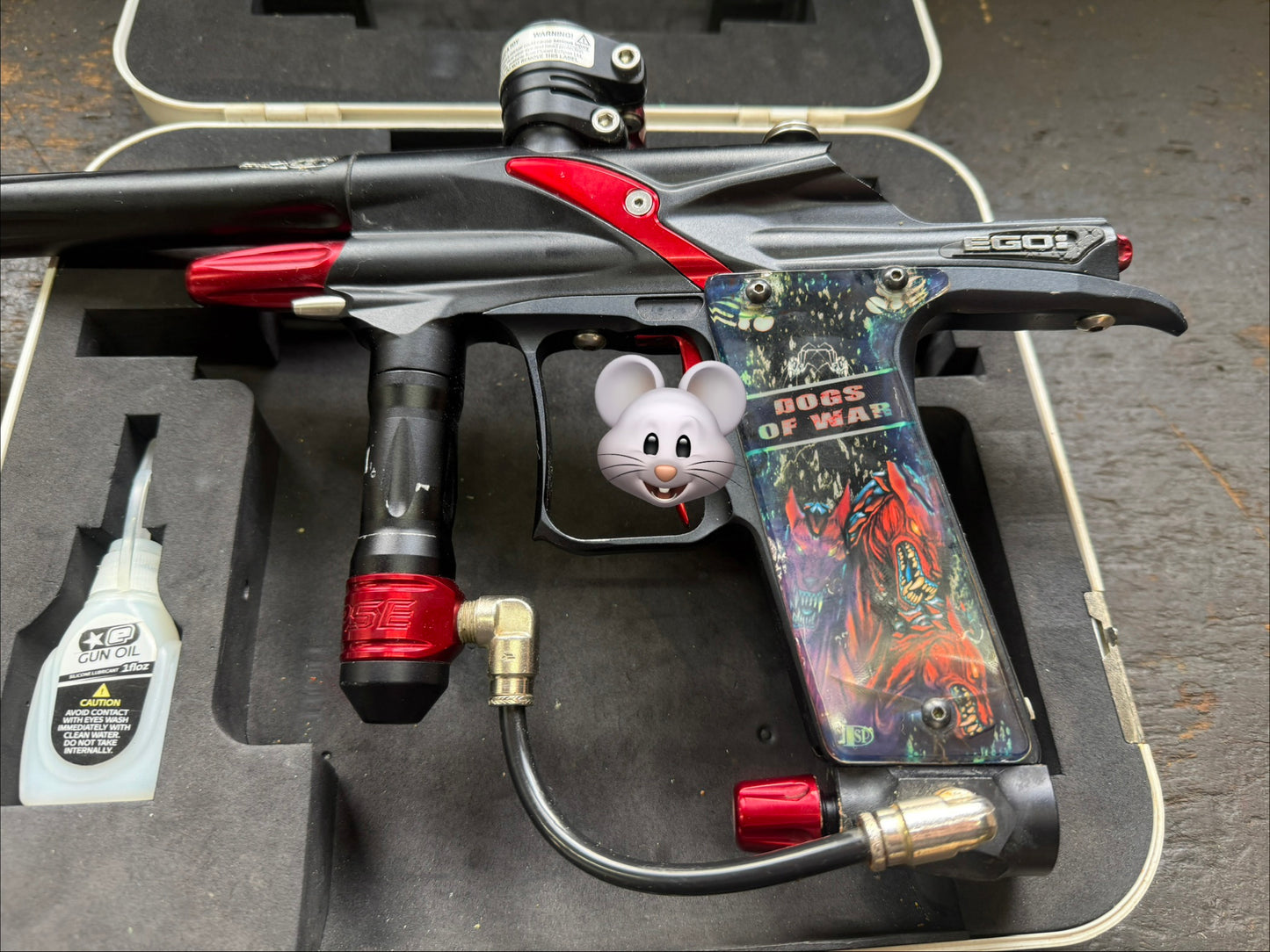 Planet Eclipse Ego 8 - Schwarz / Rot mit Custom SPD 'Dogs of War' Grips (Gebraucht, Ungetestet)