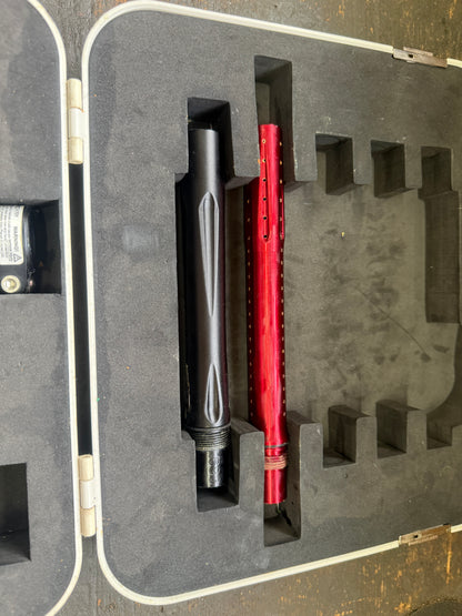 Planet Eclipse Ego 8 - Schwarz / Rot mit Custom SPD 'Dogs of War' Grips (Gebraucht, Ungetestet)