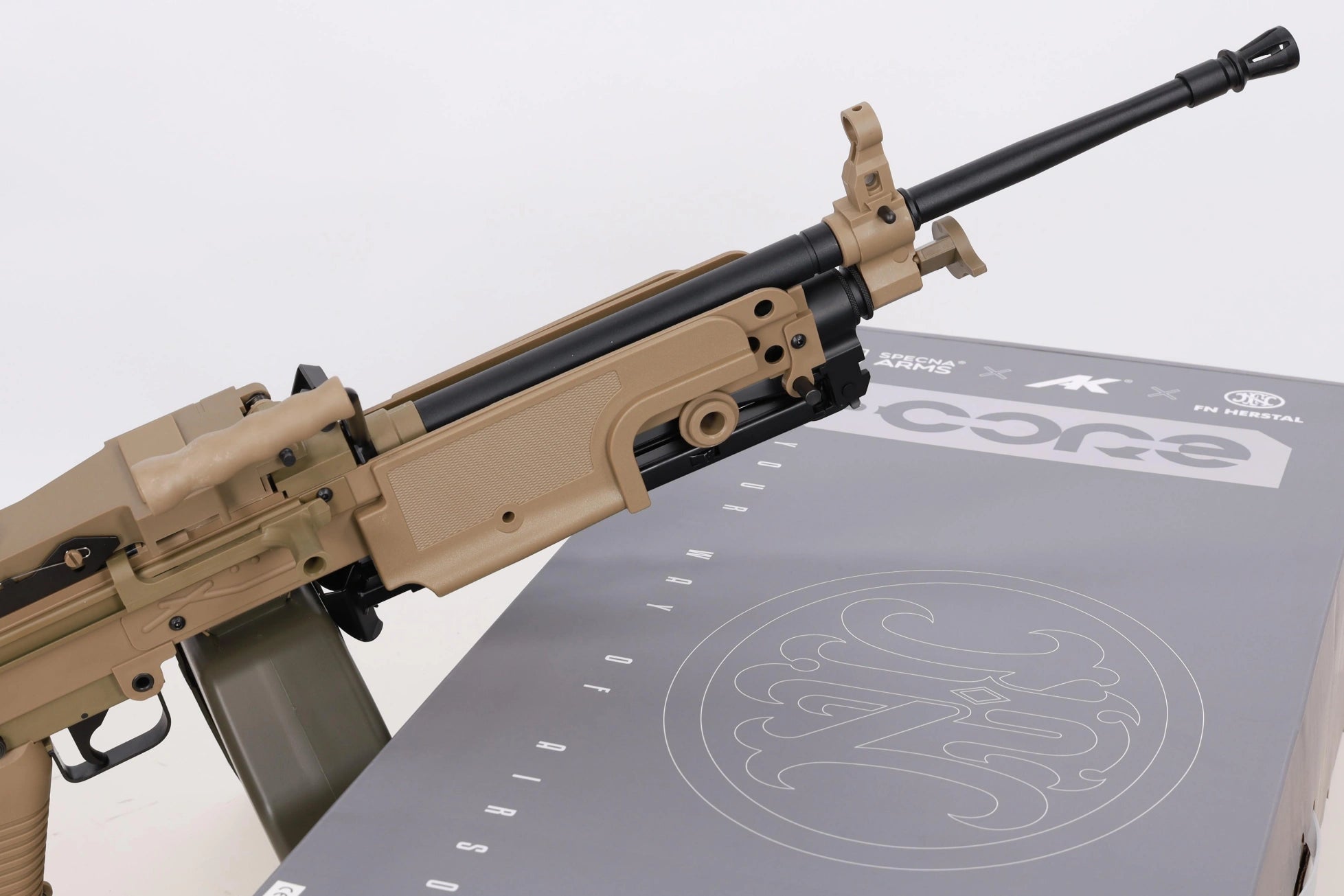 Specna Arms ASG Machine Gun FN Herstal M249 MK1 CORE™ Tan (0,5 Joule)